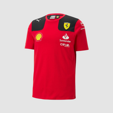 Carregar imagem no visualizador da galeria, Camiseta Scuderia Ferrari 2023 - Charles Leclerc
