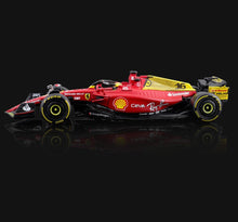 Carregar imagem no visualizador da galeria, Miniatura Colecionável F1 2022 de Charles Leclerc