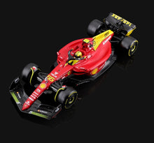 Carregar imagem no visualizador da galeria, Miniatura Colecionável F1 Carlos Sainz 2022
